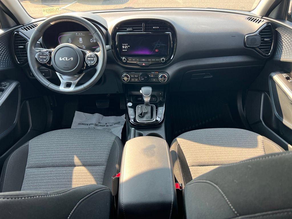 Certified 2023 Kia Soul EX FWD image 12