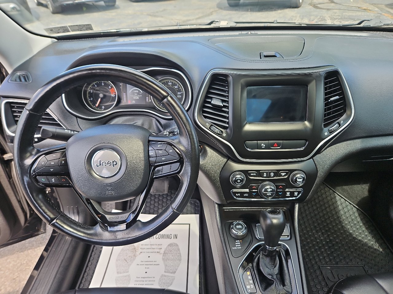 Used 2020 Jeep Cherokee Latitude Plus image 26