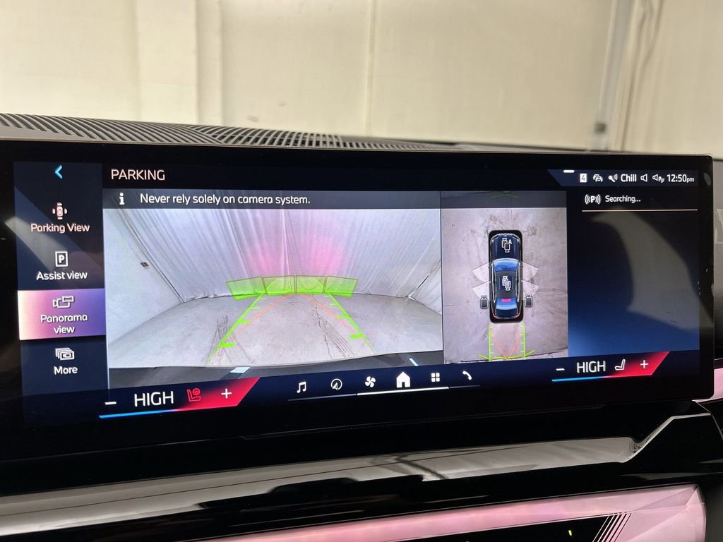 New 2025 BMW i5 xDrive40 w/ Premium Package image 18