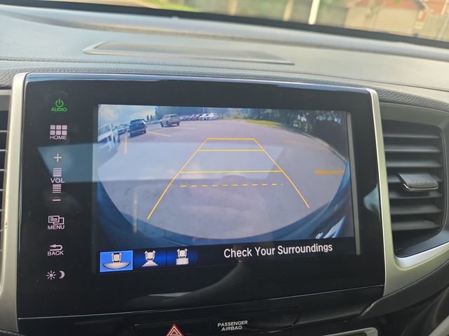 Used 2016 Honda Pilot Touring image 24