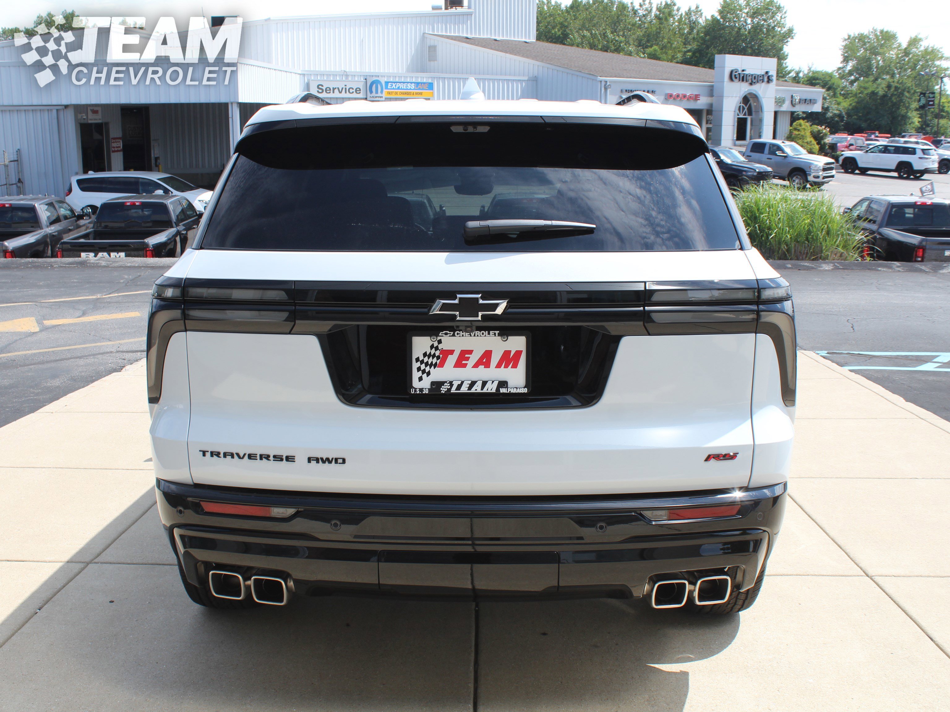 New 2026 Chevrolet Traverse RS w/ LPO, Floor Liner Package image 5