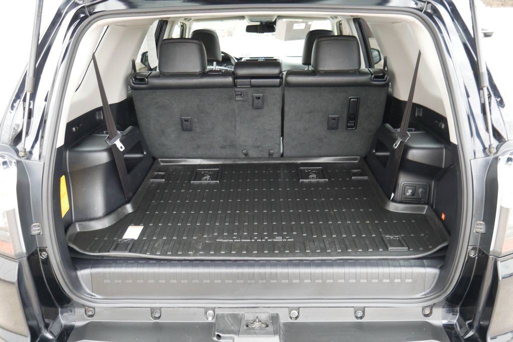 Used 2020 Toyota 4Runner Nightshade AWD/4WD image 29