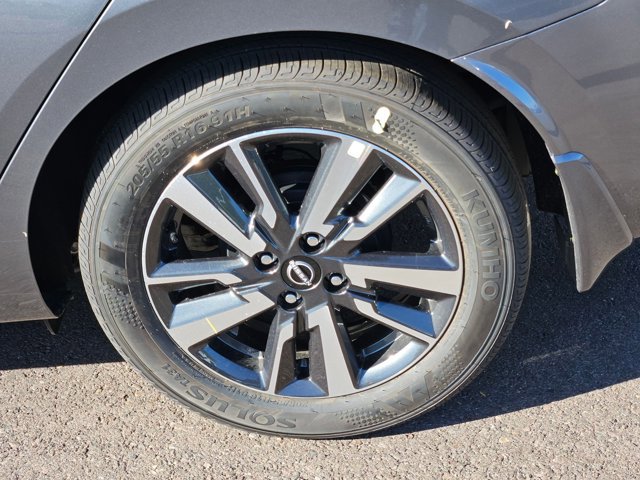 New 2025 Nissan Versa SV w/ Trunk Package image 8