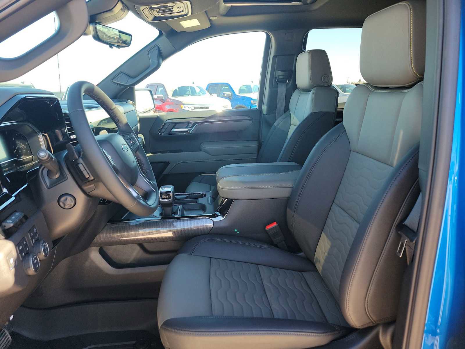 Certified 2025 Chevrolet Silverado 1500 ZR2 w/ Technology Package image 13