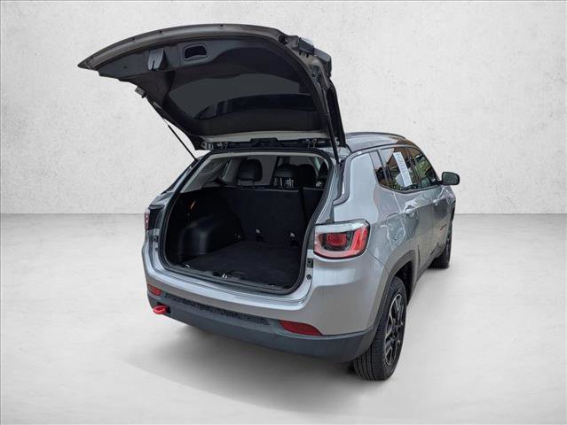 Used 2020 Jeep Compass Trailhawk AWD/4WD image 24