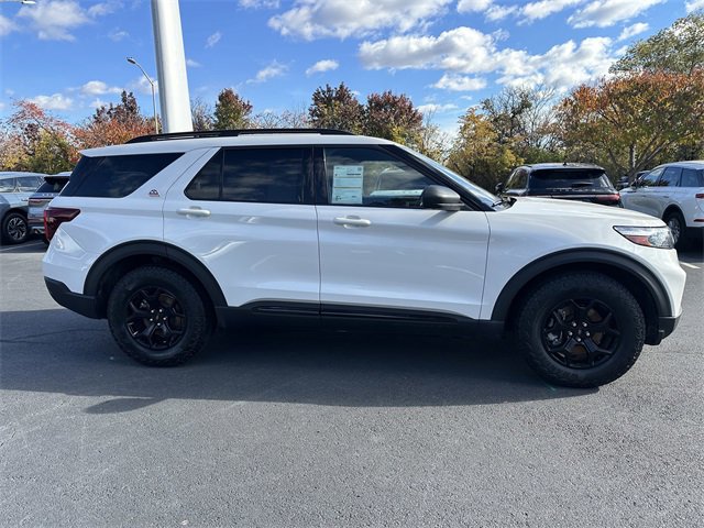 Certified 2022 Ford Explorer Timberline image 4