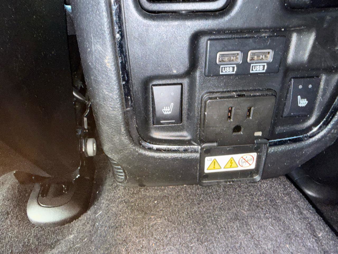 Used 2018 Jeep Grand Cherokee Overland AWD/4WD image 11