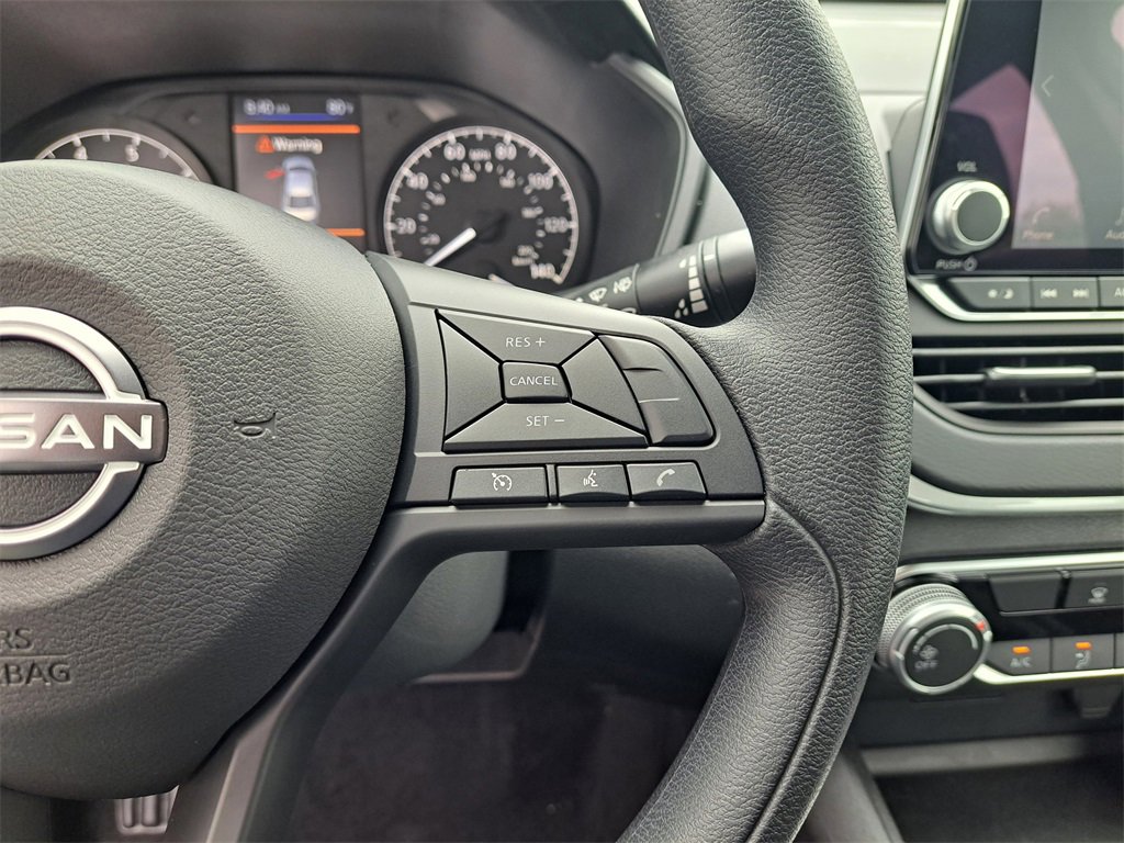 Used 2025 Nissan Altima 2.5 S image 18