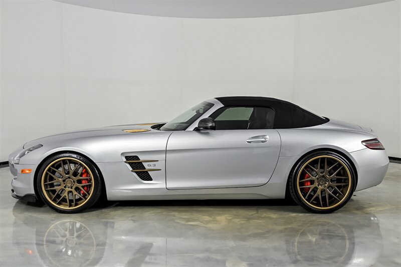 Used 2012 Mercedes-Benz SLS AMG Roadster image 31
