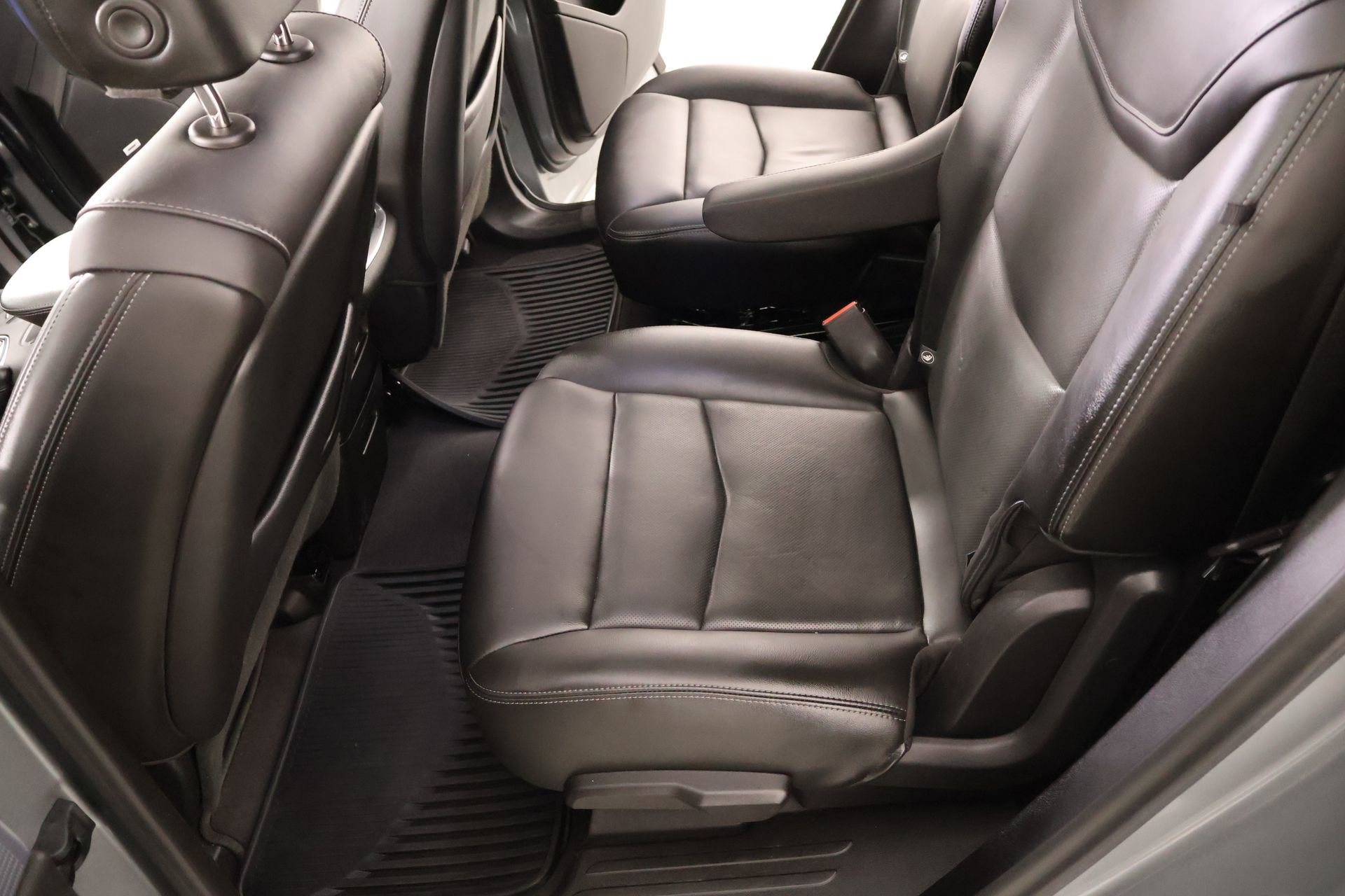 Used 2024 Cadillac XT6 Premium Luxury image 12