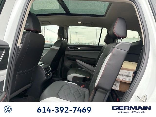 New 2026 Volkswagen Atlas Peak Edition image 17