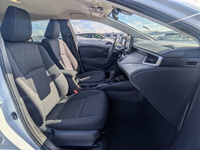 Used 2025 Toyota Corolla LE w/ Convenience Package image 17