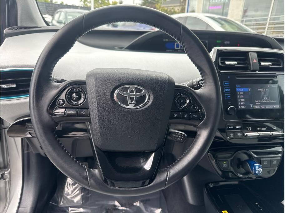 Used 2019 Toyota Prius XLE w/ Carpet Mat Package FWD image 8