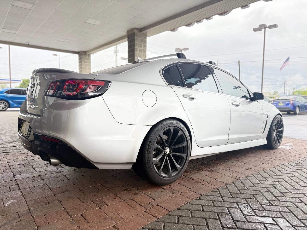 Used 2014 Chevrolet SS RWD image 13