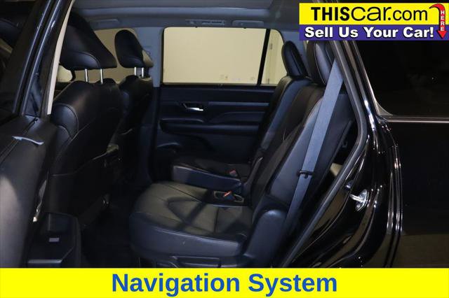 Used 2024 Toyota Grand Highlander AWD Hybrid image 12
