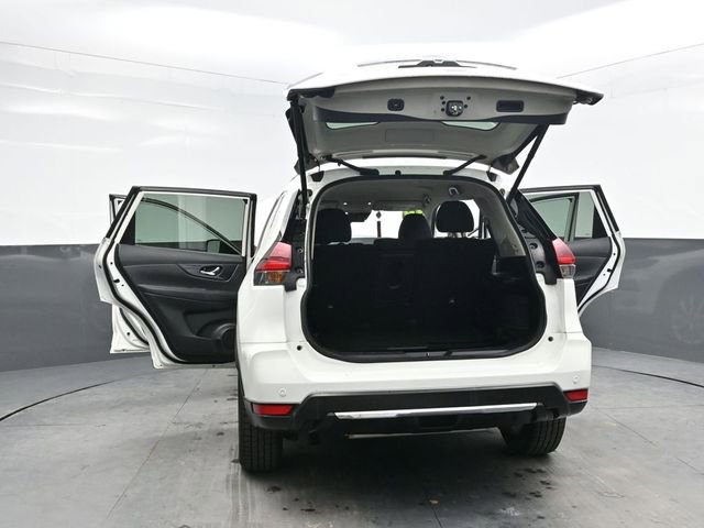 Used 2019 Nissan Rogue SV AWD/4WD image 47