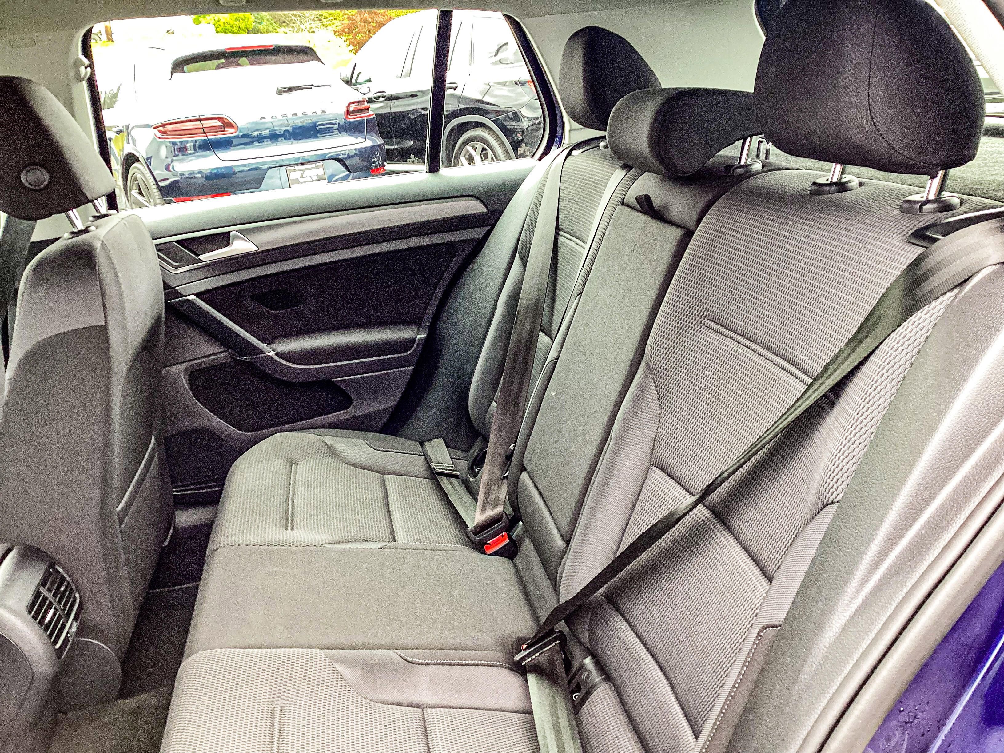 Used 2019 Volkswagen e-Golf SE w/ Driver Assistance Package image 14