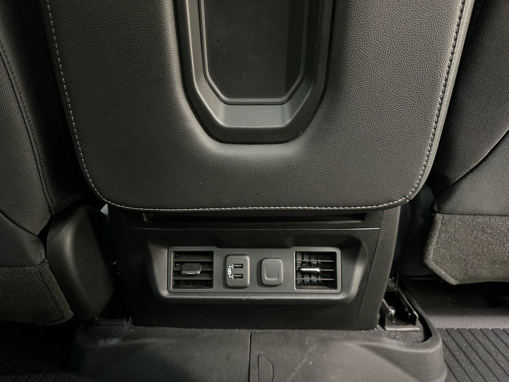 Used 2020 Chevrolet Silverado 1500 LT w/ All-Star Edition AWD/4WD image 19