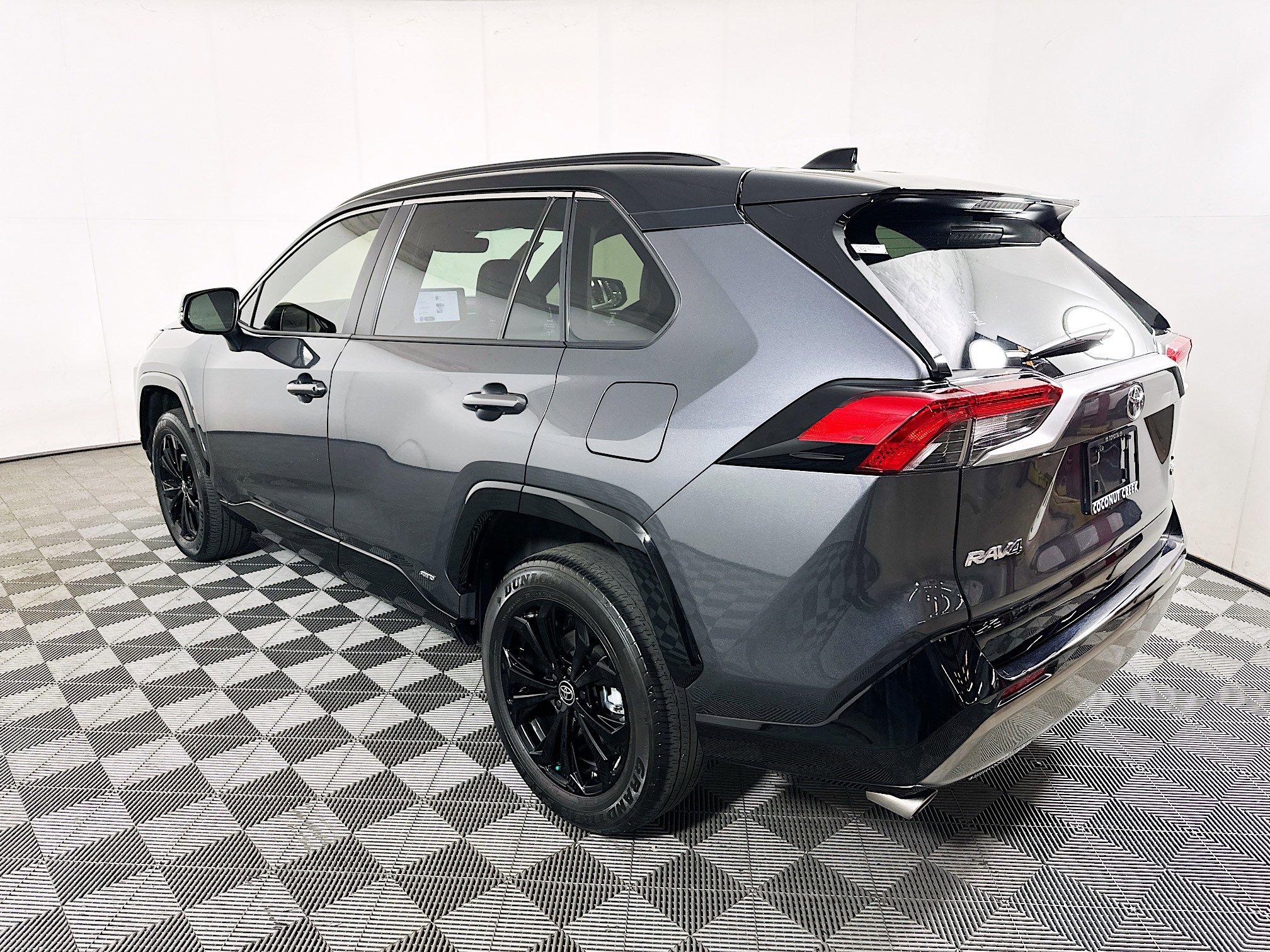 Certified 2025 Toyota RAV4 XSE w/ Weather Package image 5