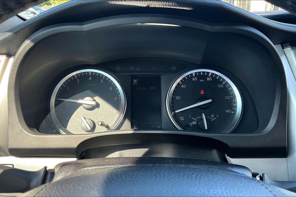 Used 2018 Toyota Highlander Limited Platinum AWD/4WD image 13