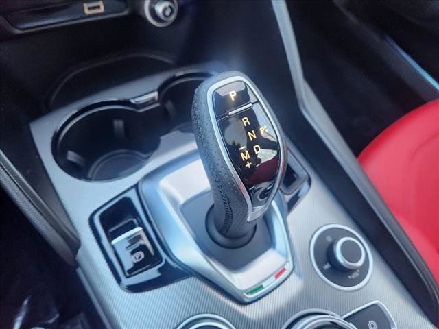 Used 2024 Alfa Romeo Giulia Veloce image 35