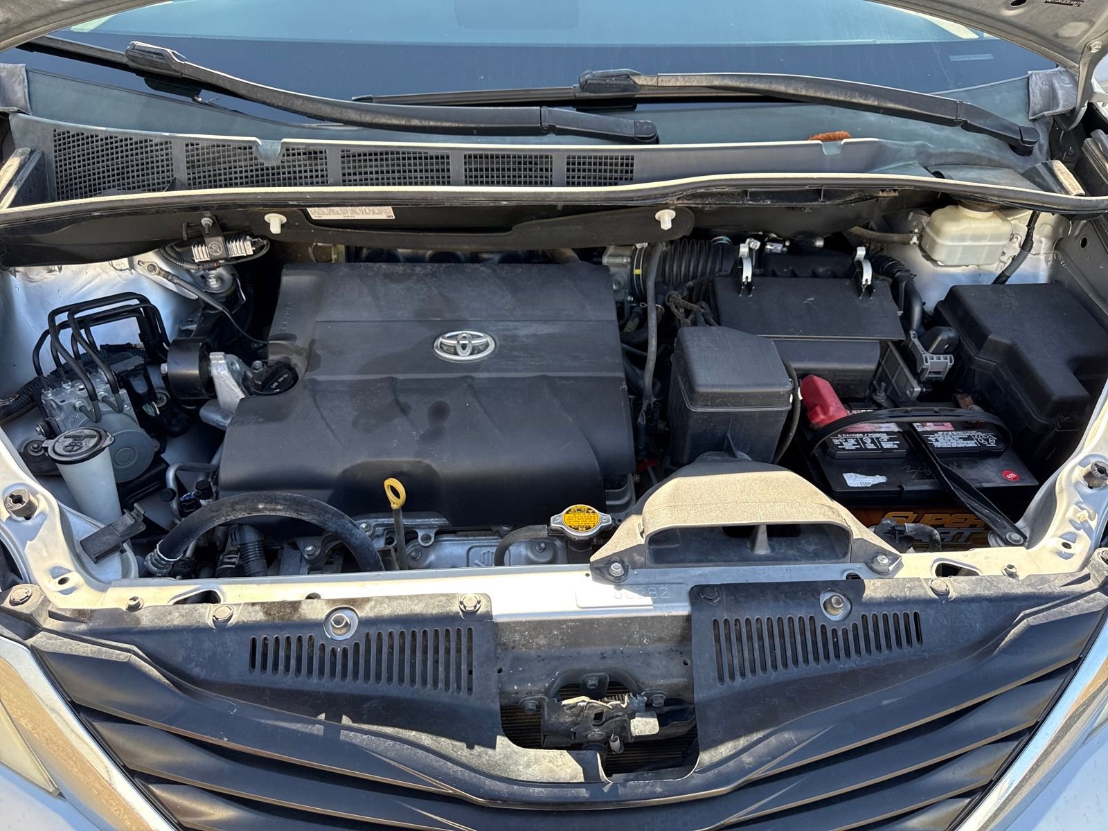 Used 2014 Toyota Sienna LE image 22