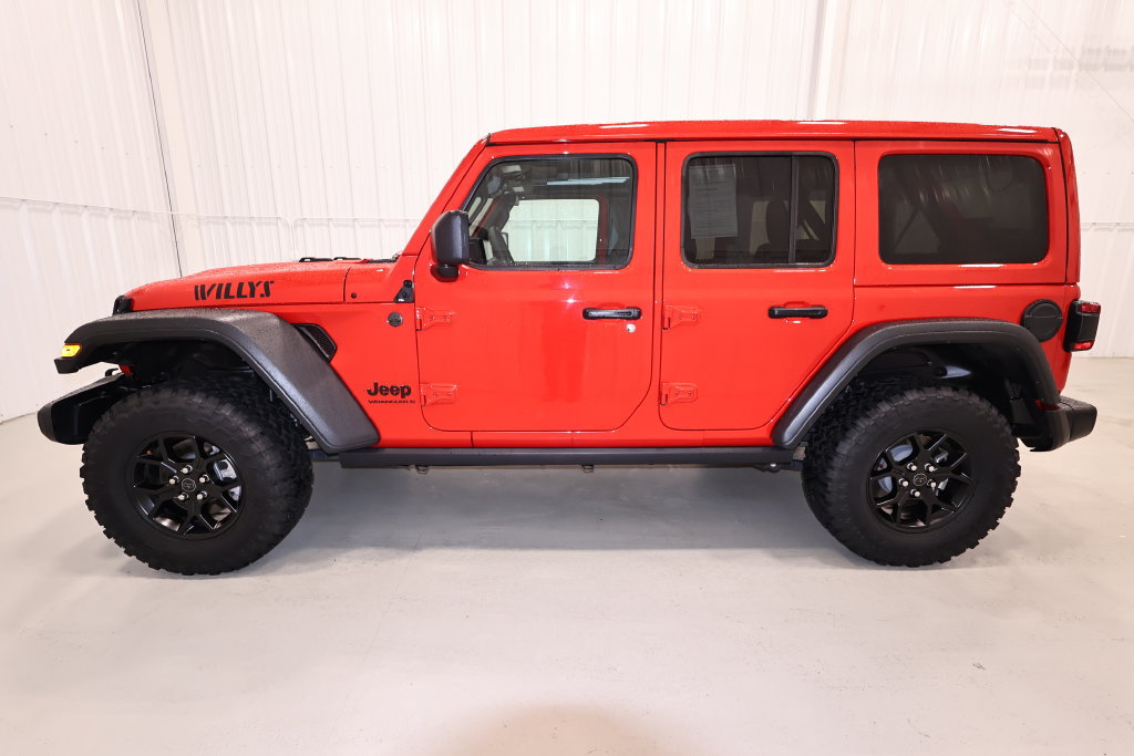 Used 2025 Jeep Wrangler Unlimited Sport AWD/4WD image 6