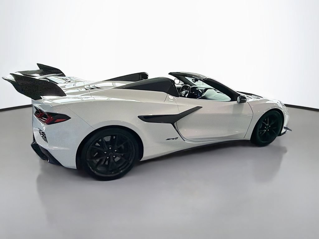 Used 2025 Chevrolet Corvette ZR1 w/ ZR1 Carbon Fiber Aero Package RWD image 3
