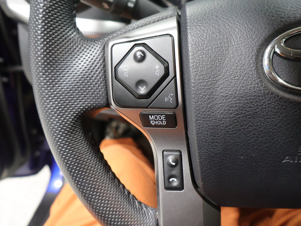 Certified 2023 Toyota Tacoma SR5 AWD/4WD image 33