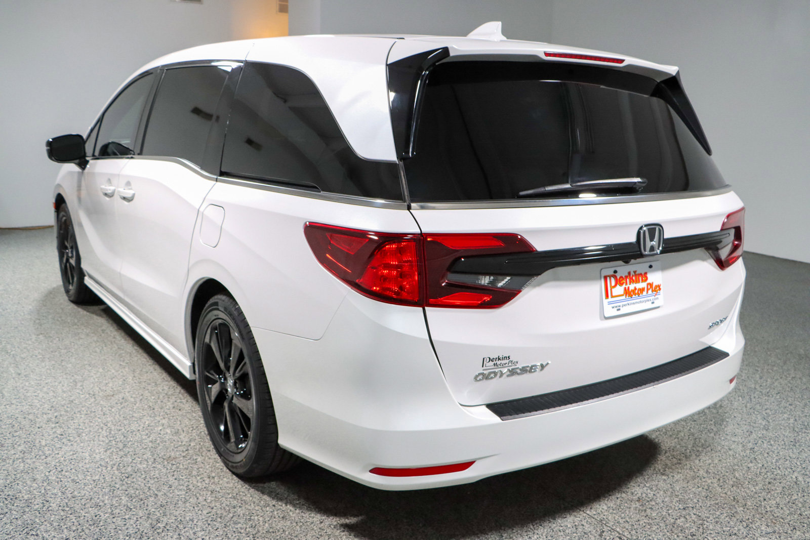 Used 2024 Honda Odyssey Sport image 9