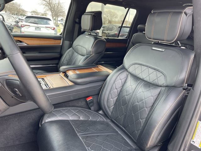 Used 2024 Jeep Grand Wagoneer L Series III image 24