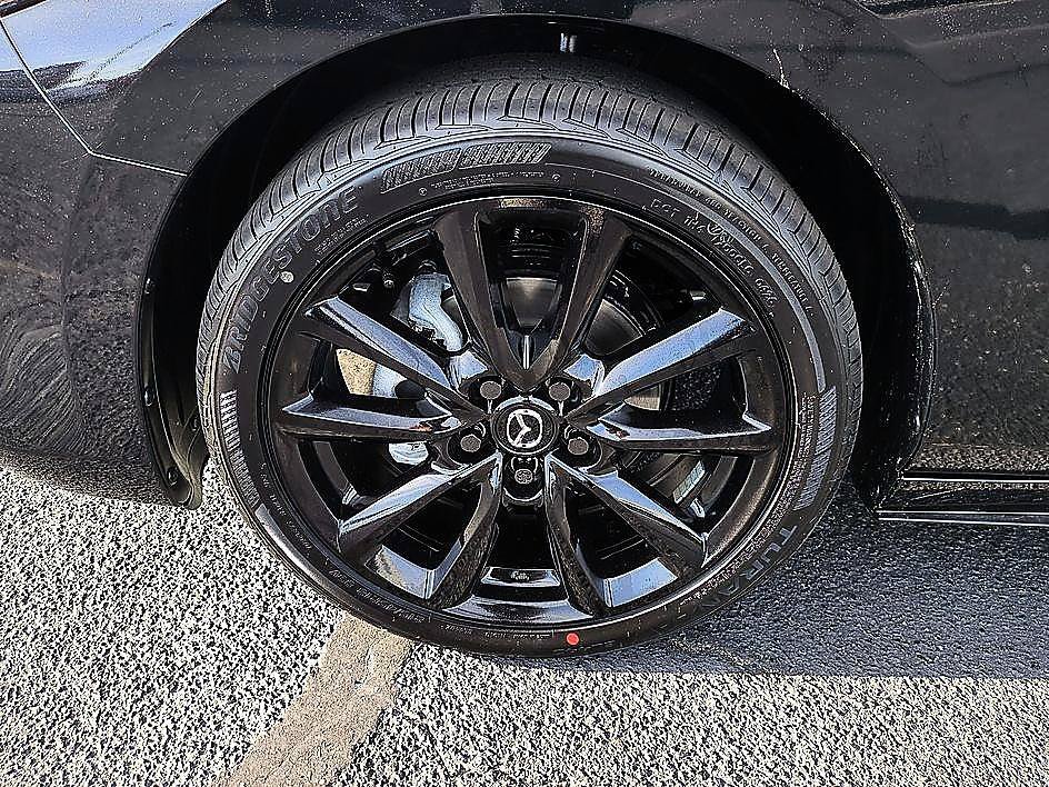 New 2026 MAZDA MAZDA3 2.5 S Hatchback w/ Premium Pkg FWD image 10