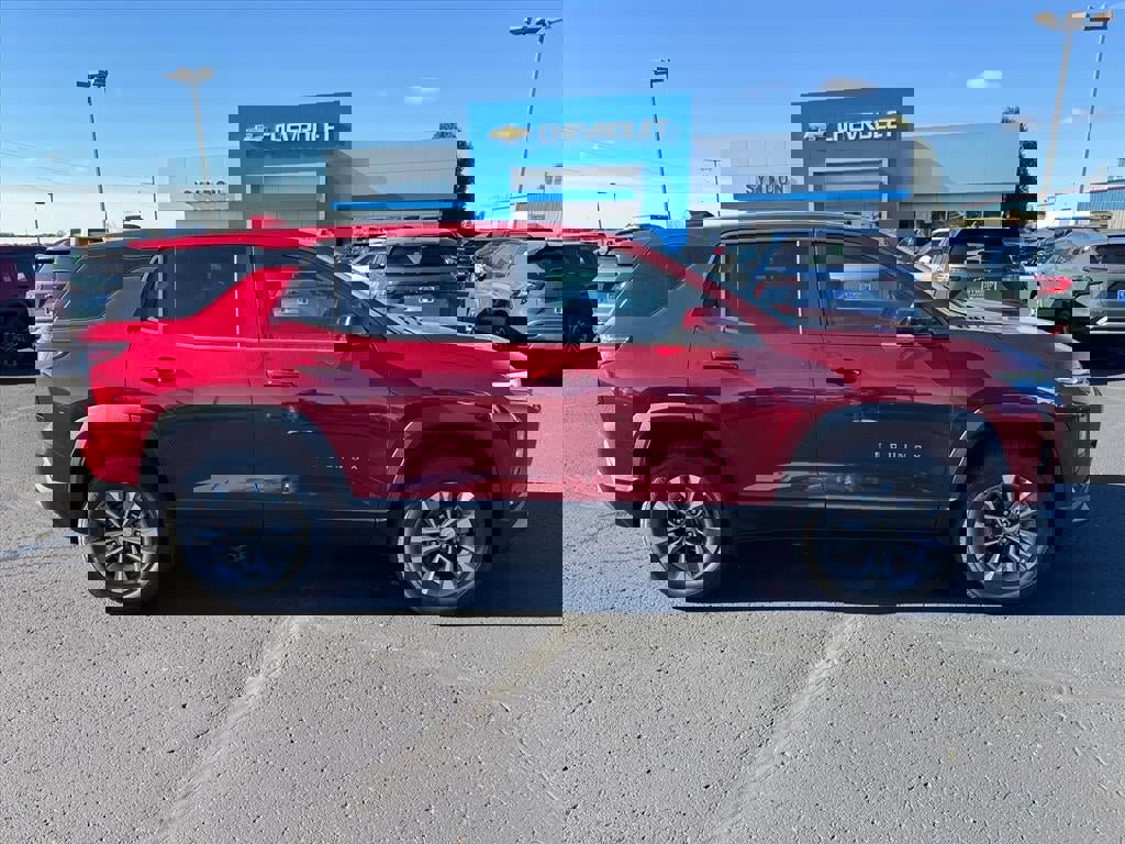 New 2026 Chevrolet Equinox LT w/ Convenience Package II image 2