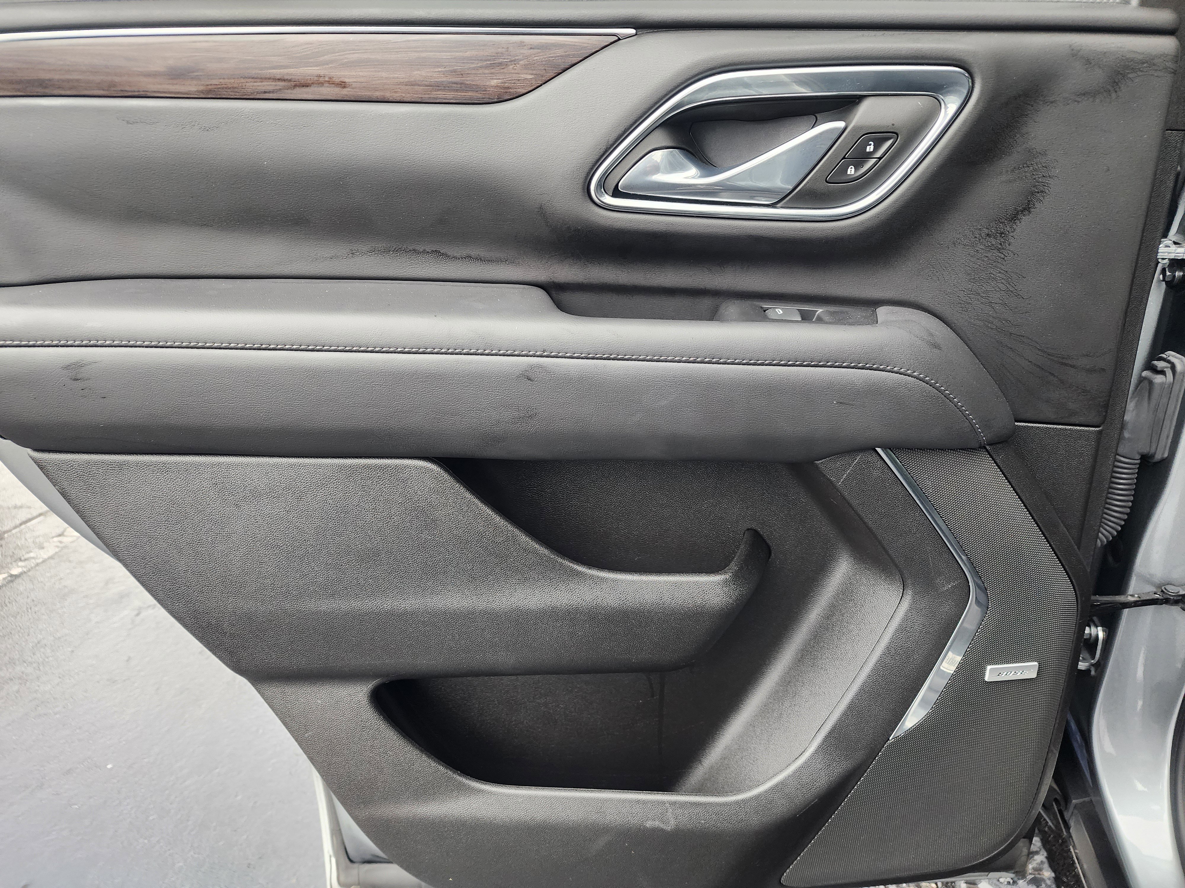 Used 2023 Chevrolet Tahoe Z71 w/ Off-Road Capability Package image 16