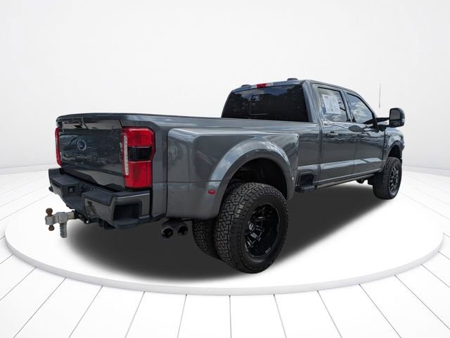 Used 2023 Ford F350 Lariat w/ Lariat Ultimate Package image 4