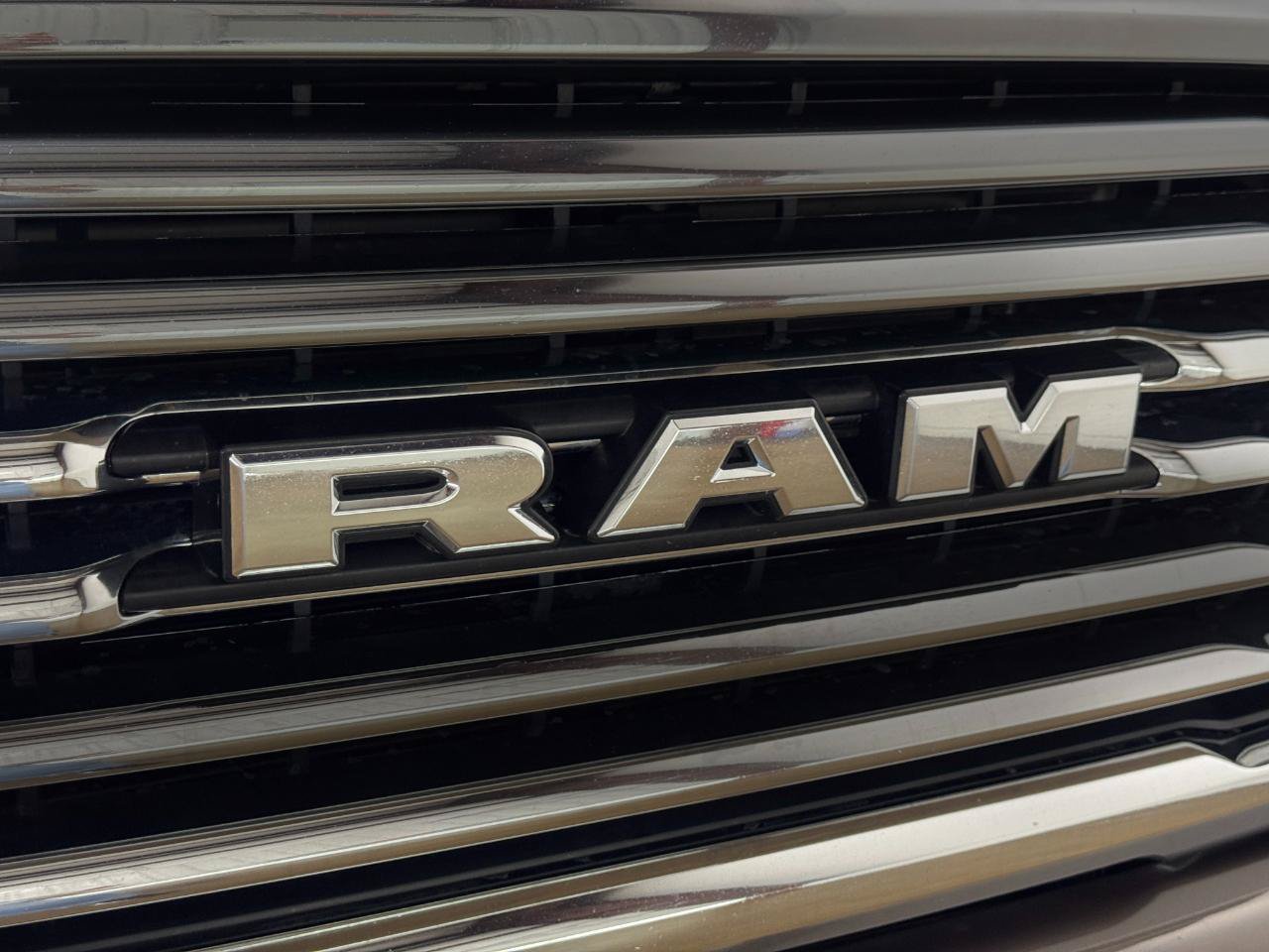Used 2020 RAM 2500 Limited AWD/4WD image 58