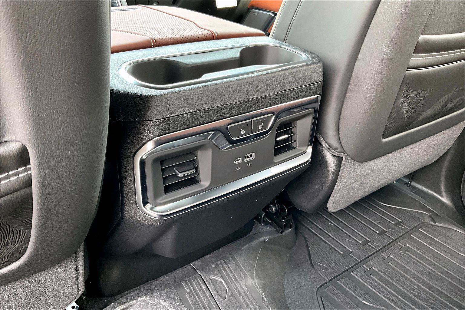 New 2026 GMC Sierra 2500 Denali Ultimate AWD/4WD image 24