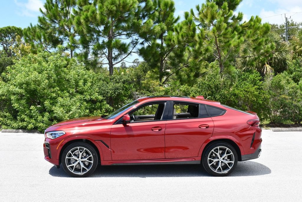 Used 2022 BMW X6 xDrive40i w/ Executive Package AWD/4WD image 24