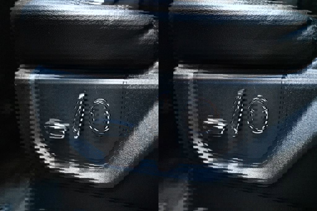 Used 2021 Ford Expedition Max Limited AWD/4WD image 23