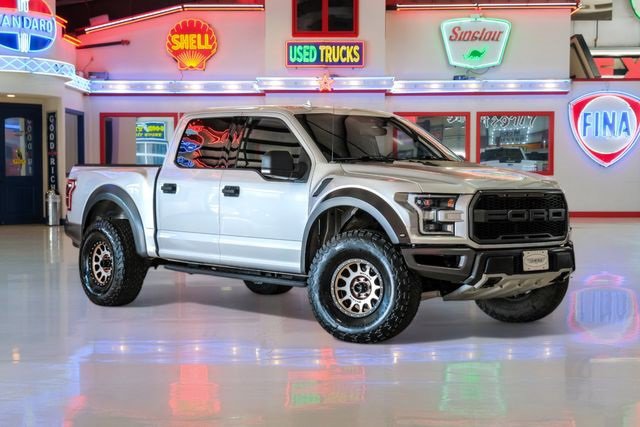 Used 2019 Ford F150 Raptor w/ Equipment Group 801A Mid