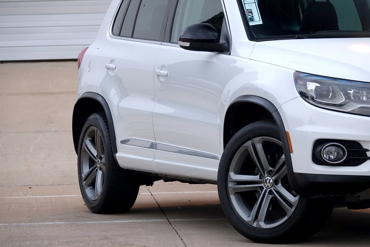 Used 2017 Volkswagen Tiguan Sport image 18