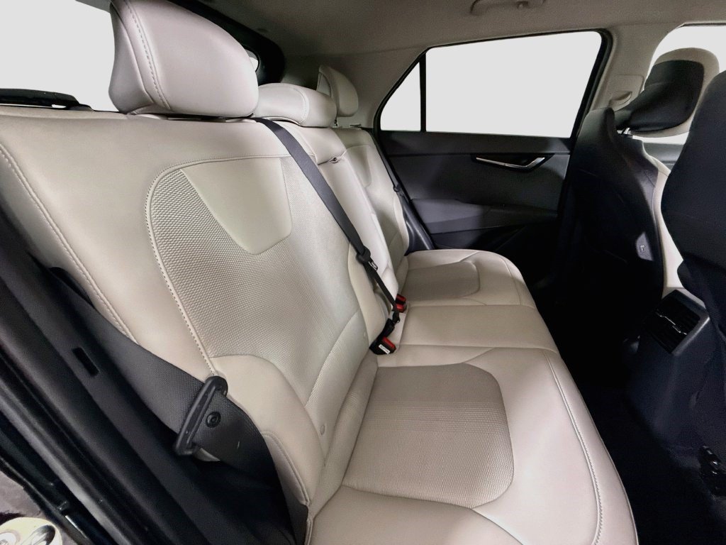 Used 2023 Kia Niro EX FWD image 26