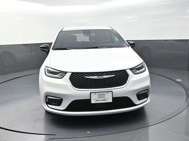 New 2026 Chrysler Pacifica Select image 4