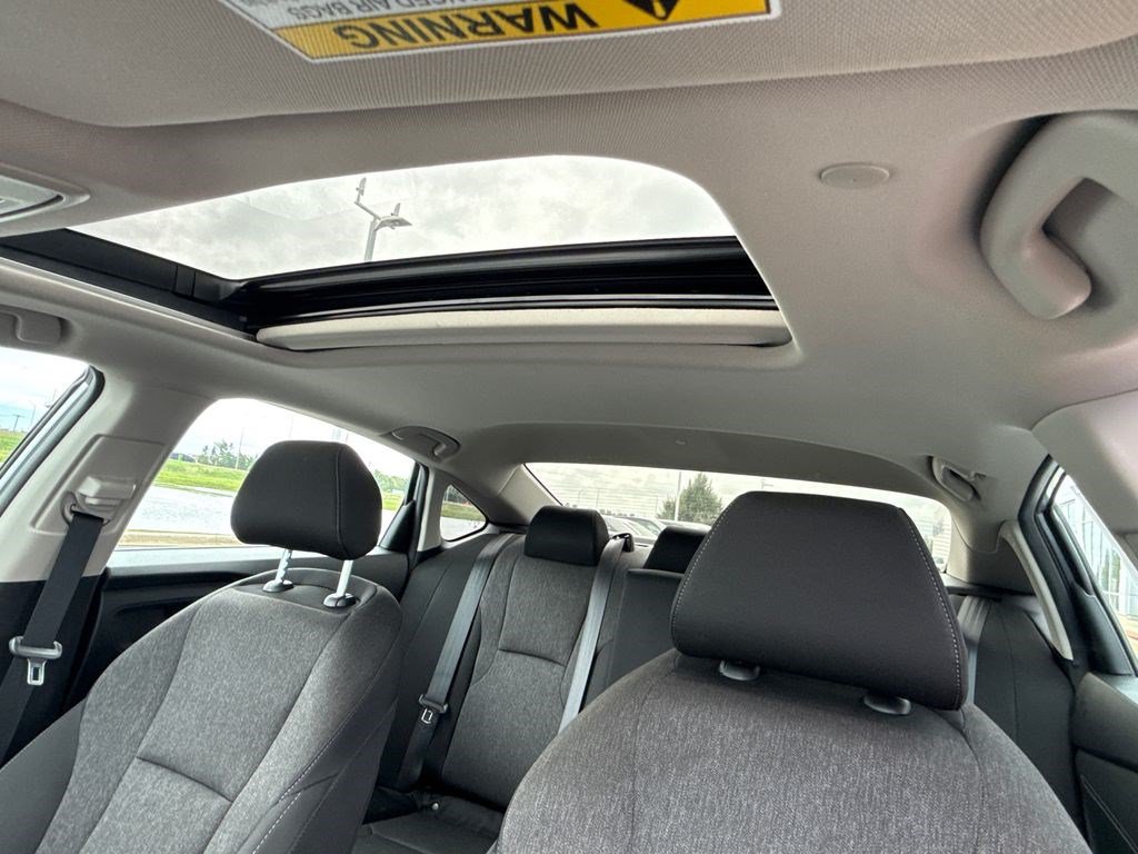 Certified 2023 Honda Accord EX image 19