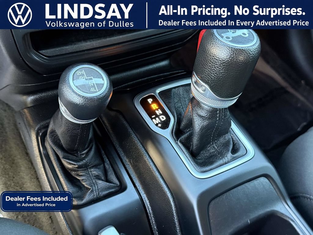 Used 2018 Jeep Wrangler Unlimited Sport S AWD/4WD image 20