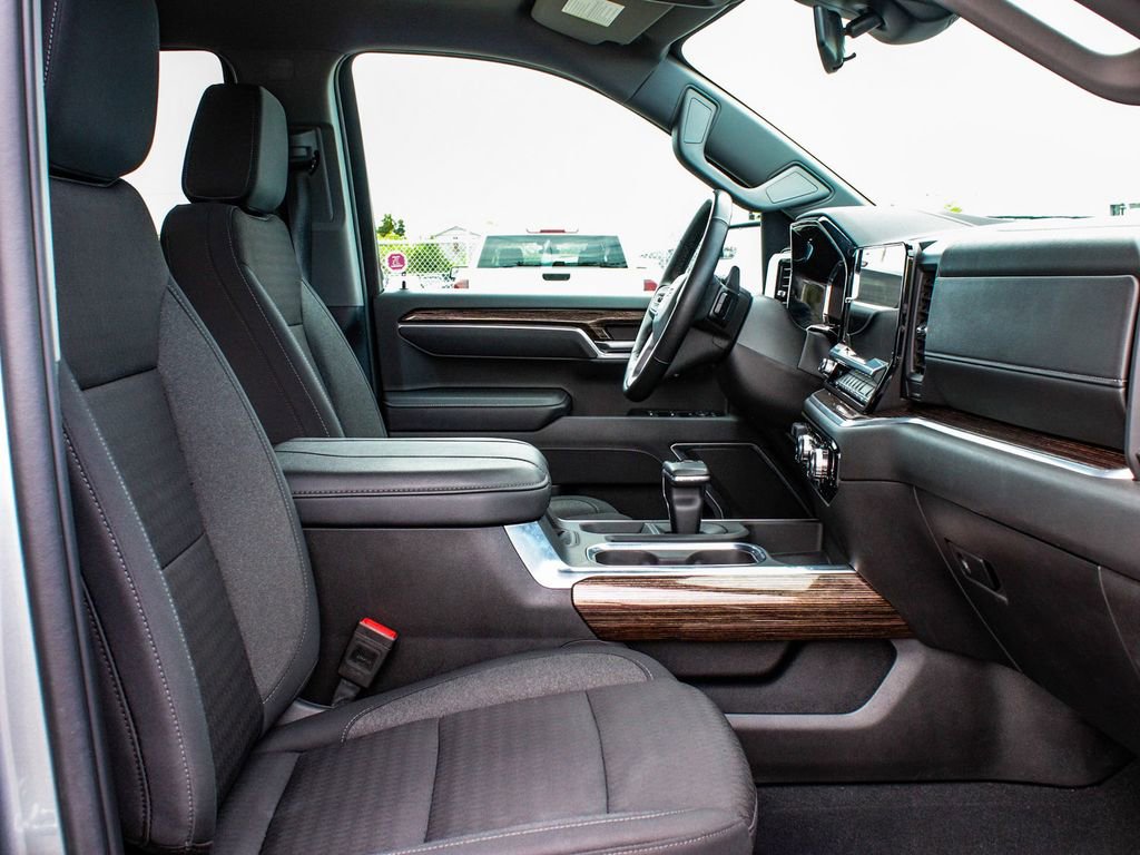 Used 2025 GMC Sierra 1500 Elevation AWD/4WD image 38