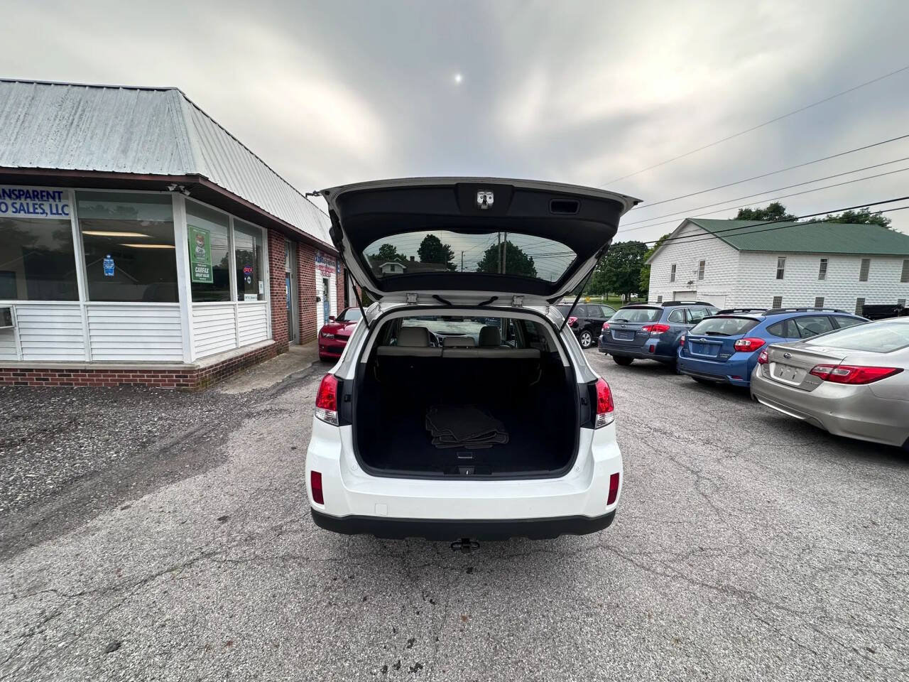 Used 2013 Subaru Outback 2.5i Limited AWD/4WD image 16