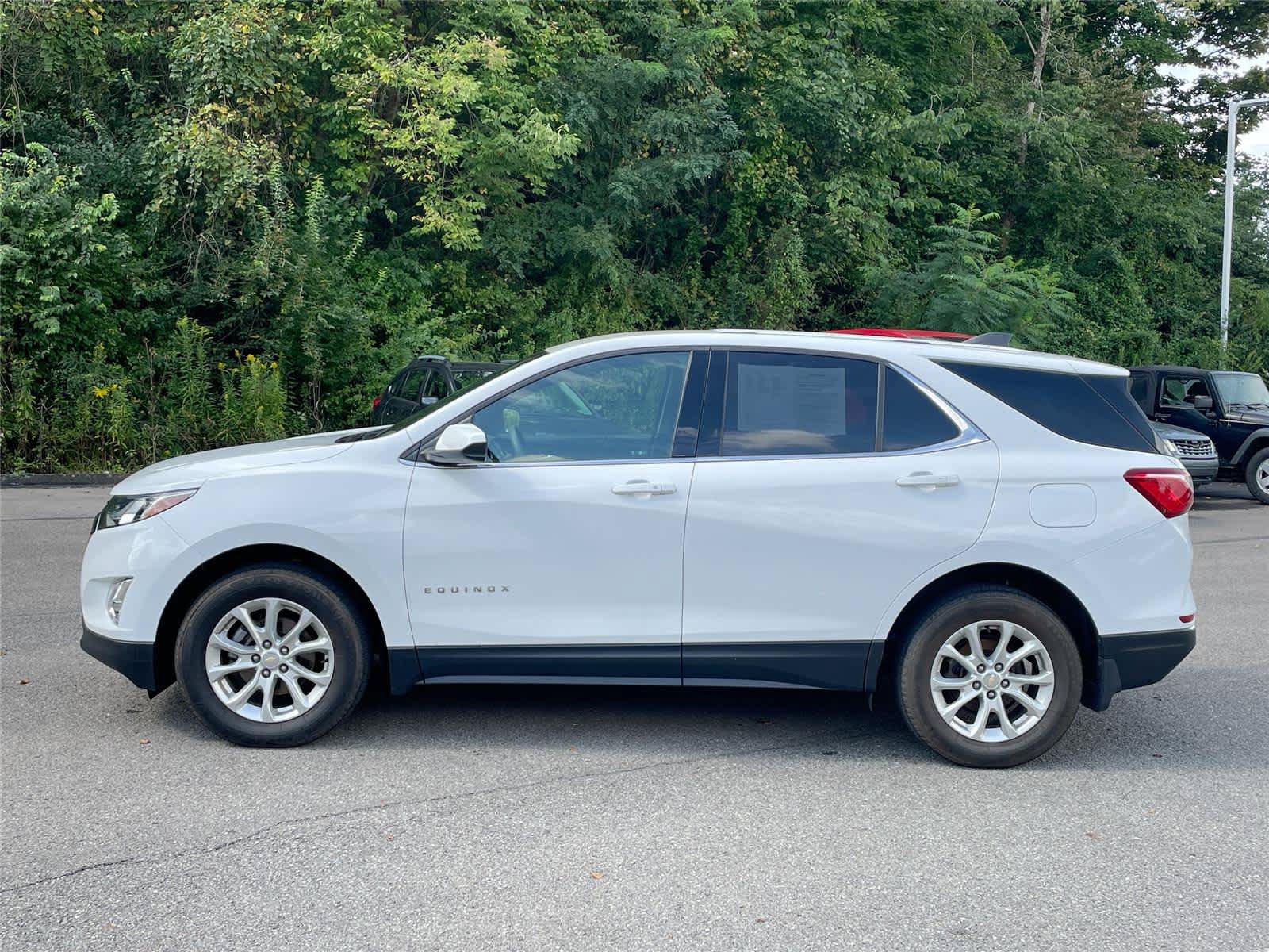 Used 2018 Chevrolet Equinox LT AWD/4WD image 2