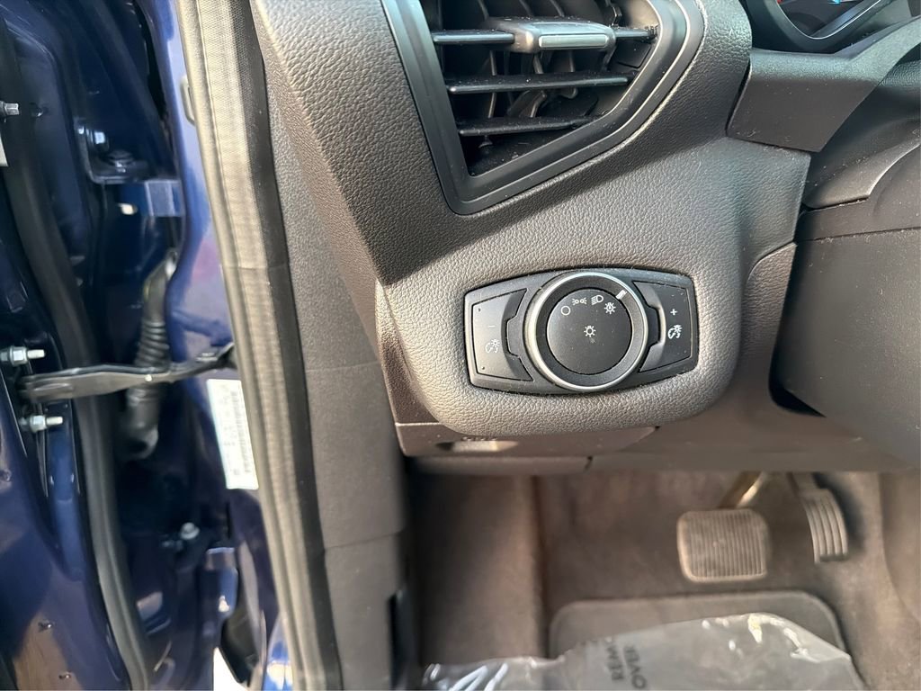 Used 2016 Ford C-MAX SE image 18