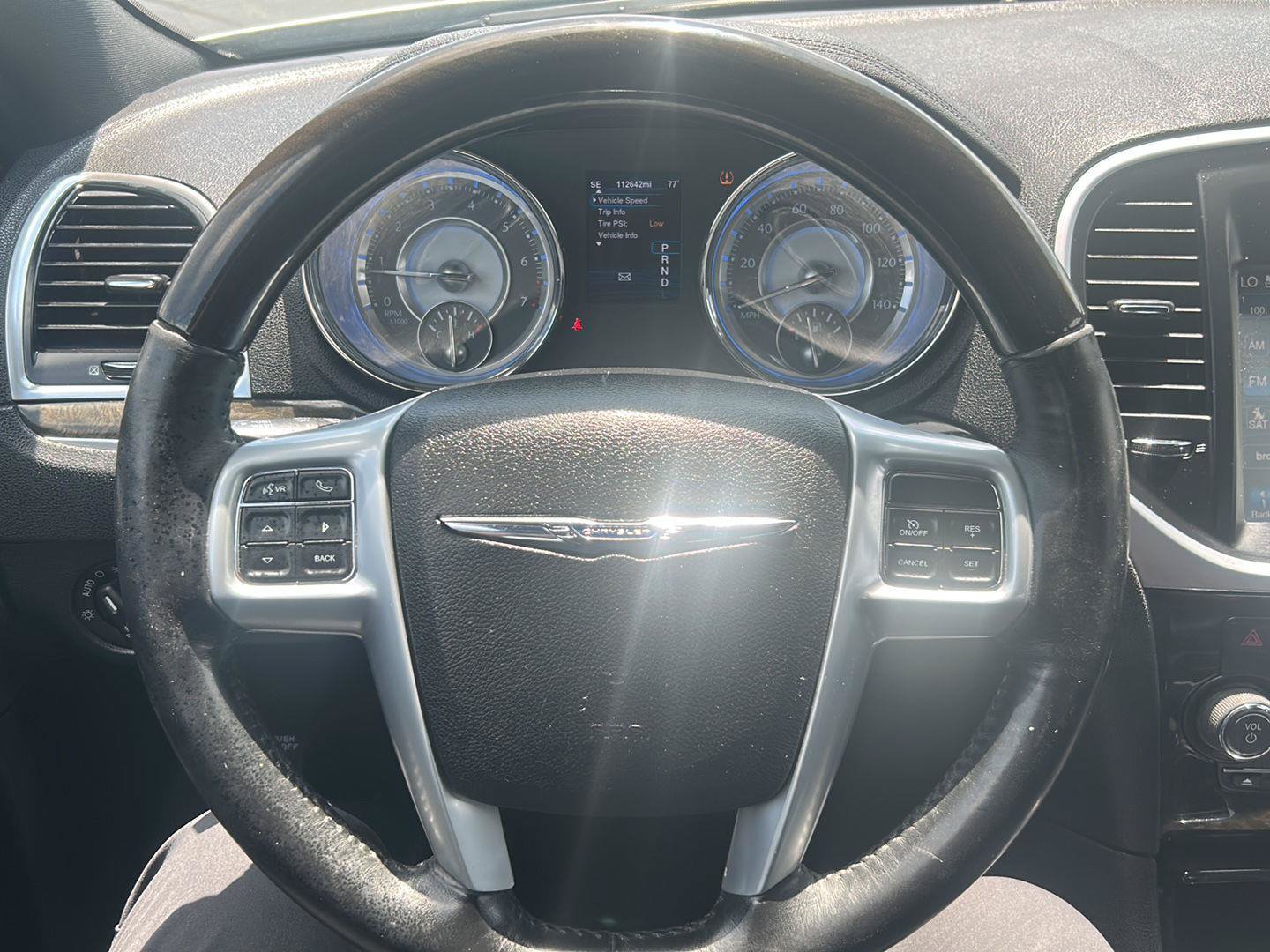 Used 2014 Chrysler 300 C RWD image 19